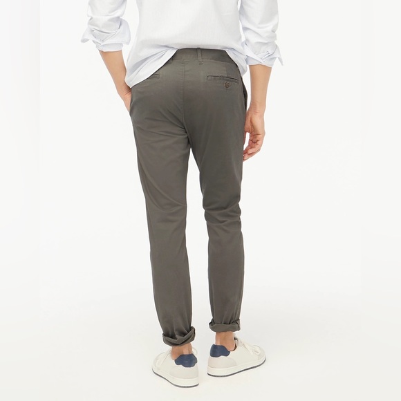 NWT Men’s J.Crew Factory skinny fit grey chino pants size 32/30 - Picture 2 of 5